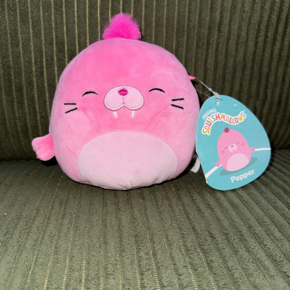 Squishmallows Pink Pepper Plush